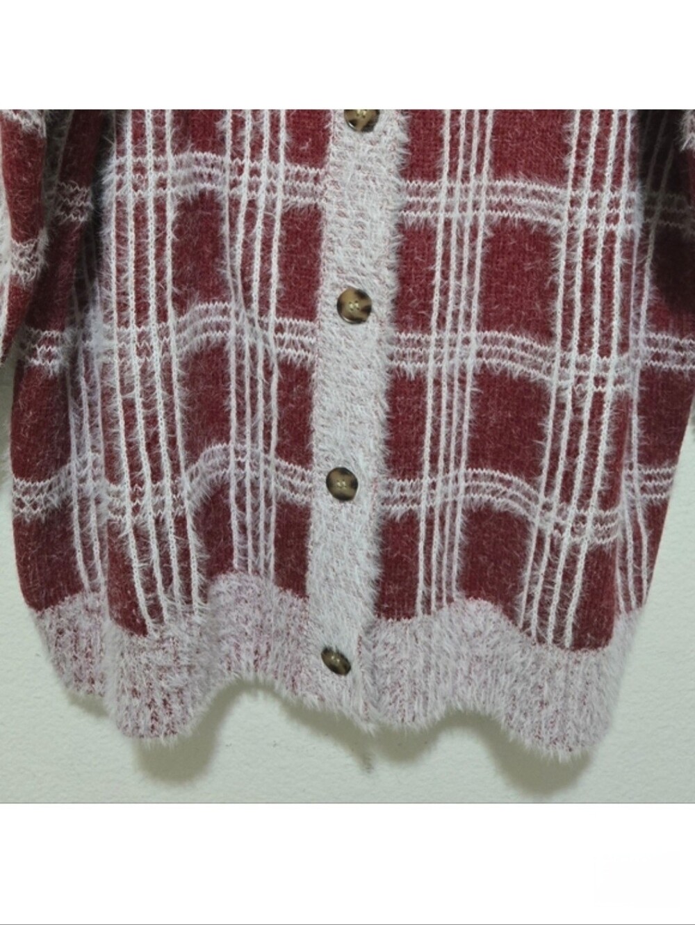 BLOOMCHIC Red White Plaid Cardigan Sweater Buttoned Fuzzy Knit Size 22 / 24 - Picture 3 of 15